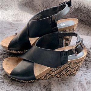 Size six black Denver Hayes wedges